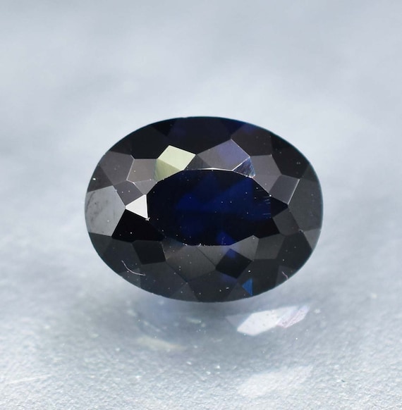 Dark blue tanzanite deals