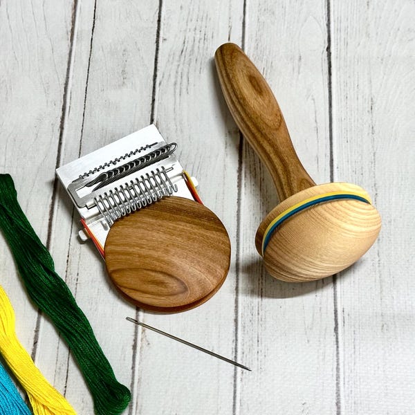 Speedweve Mending Loom Kit: Speedweve, Stopfpilz aus Holz, Nadel- und Stopffäden, Stoppapprat, Speedweve, Easy darn