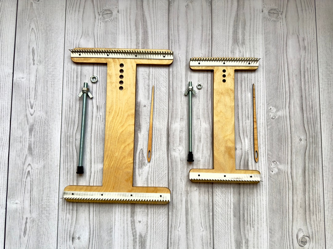 Set of 2 Wooden Weaving Looms With Table Stand, Tabletop Weaving Loom