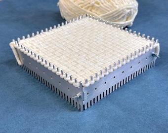 Double-Sided Adjustable Potholder Loom 7-in-1 Sizes, Square Weaving Metal loom