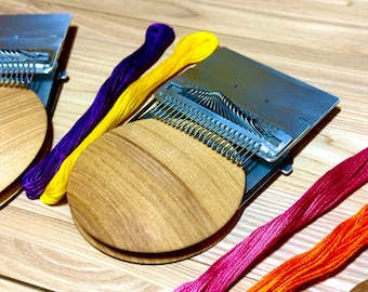 Speedweve Darning Loom 21 hooks + Sewing Needles, Mending Loom, Small Loom