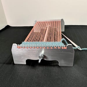 Adjustable Weaving Loom, 9.84” × 4.33”, Tapestry Loom for Yarn & Fiber Art