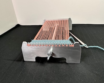 Adjustable Weaving Loom, 9.84” × 4.33”, Tapestry Loom for Yarn & Fiber Art