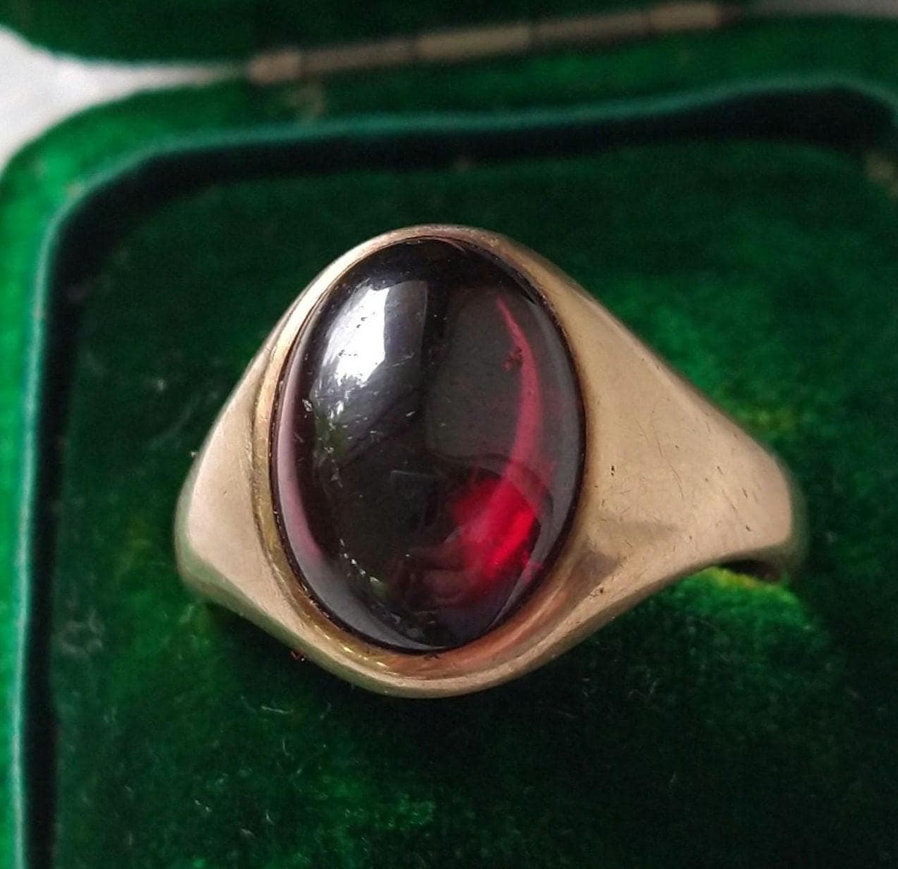 Antique Victorian 9ct rose gold natural garnet cabochon ring, January birthstone, unisex ring, antique 9ct rose gold garnet ring