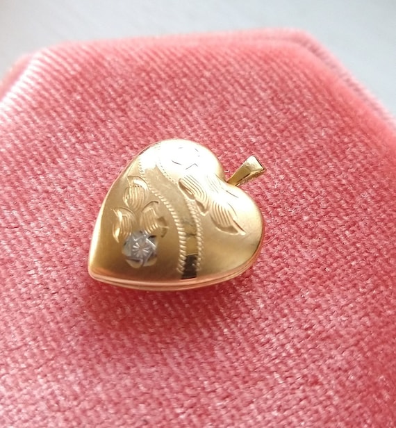 Vintage 14k gold heart locket, 14k yellow gold di… - image 3