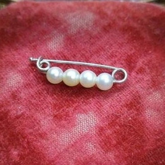 Cultured Pearl Safety Pin Brooch Diaper Pin 18K Yellow Gold Vintage - Ruby  Lane