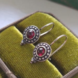 Vintage sterling silver garnet drop earrings, January birthstone, red gemstone, garnet earrings, Etruscan style, small gemstone earrings