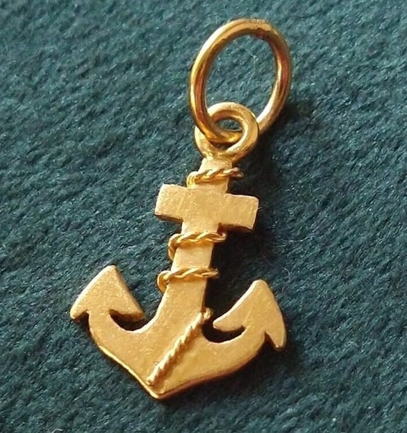 22k gold cheap anchor pendant