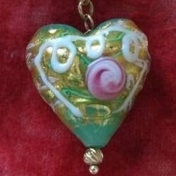 Vintage 14k gold Italian Murano mint green wedding cake glass heart charm necklace, layering necklace