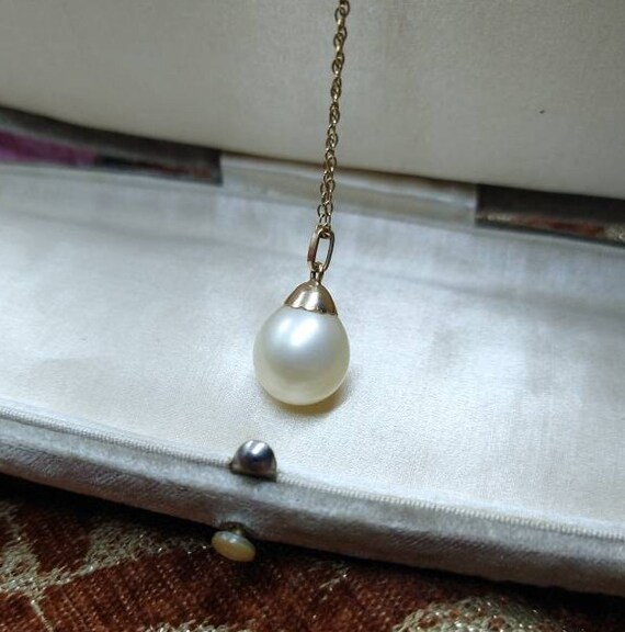 Vintage 9ct gold faux pearl drop pendant necklace… - image 5