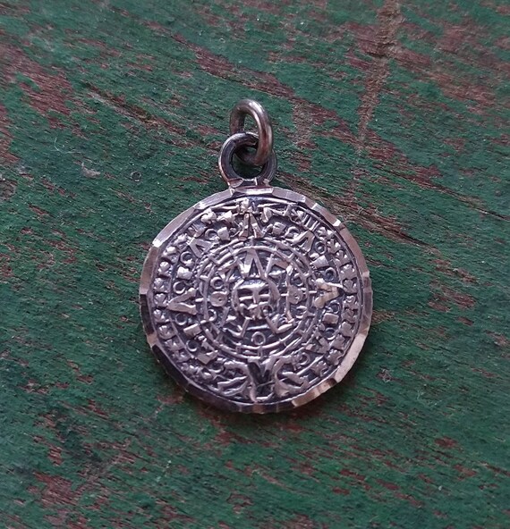 Vintage sterling silver Mayan calendar charm penda