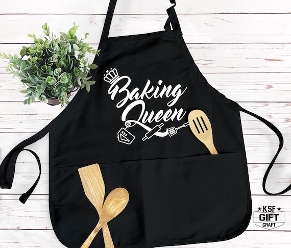 Mom Queen of the Kitchen Apron, Mom Queen of the Kitchen Gift, Mother's Day  Apron, Apron Gift for Mom, Mom Queen of the Kitchen Cooking Apron