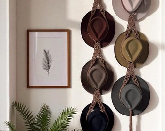 ボヘミアン風マクラメ帽子ハンガー、ファームハウス風帽子ディスプレイ、カウボーイハットラック、マクラメ帽子ホルダー、トリプル帽子オーガナイザー、彼女への新築祝いギフト