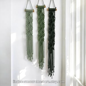 Macrame Narrow Leaves Wall Hanging, Vertical Leaf Narrow Wall Decor, Boho Macrame Leaves Wall Art, Long Narrow Vines Decor Set, Mom Gift