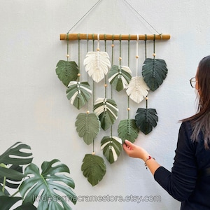 Monstera Macrame lascia decorazione da parete fatta a mano, arte da parete verde foglia di Monstera, foglie appese alla parete dell'asilo nido, decorazione da parete rustica, regalo di inaugurazione della casa