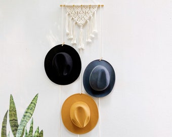 Perchero de macramé bohemio para sombreros: expositor de sombreros para colgar en la pared