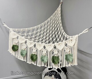 Amaca A Rete Per Peluche In Macramè Con Luci LED - Organizer Da Parete A Triangolo Per Cameretta, Boho Avorio