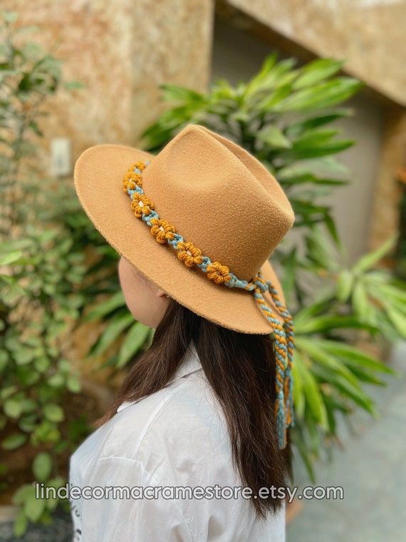 Macrame Daisy Flower Hatband: Boho Hat Accessory, Bridal  display picture 3
