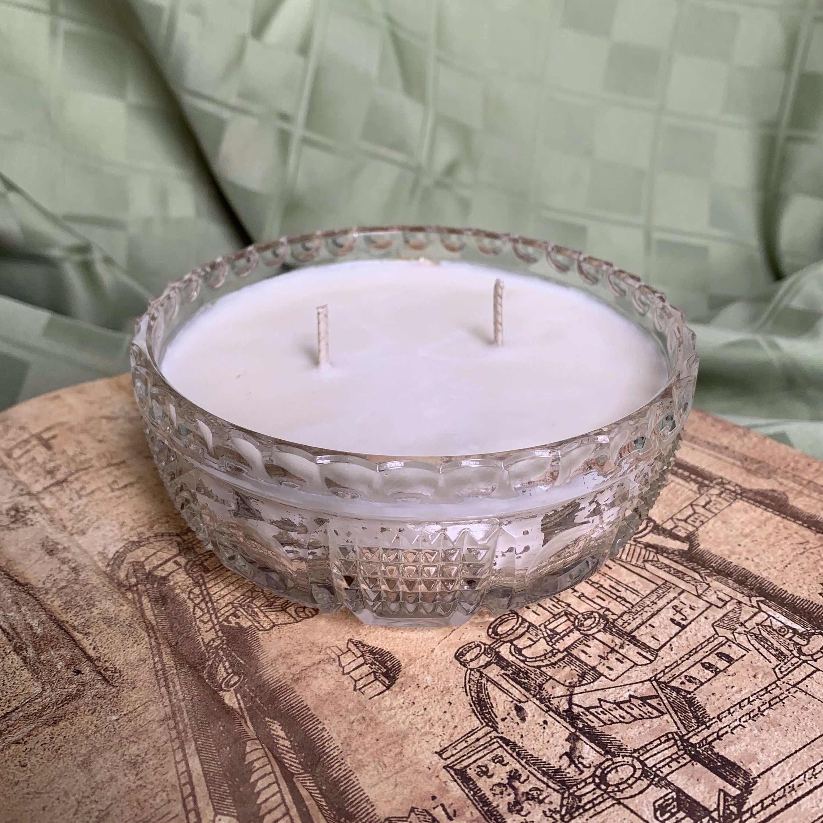 Tudor Mary Rose Candle House of Tudor Fresh Ocean Scent British History Gift for Tudor Fans Tudor Mary Rose Candle House of Tudor Fresh Ocean Scent British History Gift for Tudor Fans