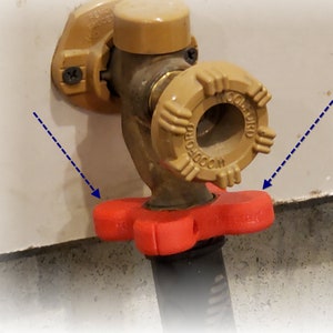 Garden Hose Grip for Round 3/4&quot; Female Swivel Connector, Makes it easy to tighten and loosen garden hose connection
