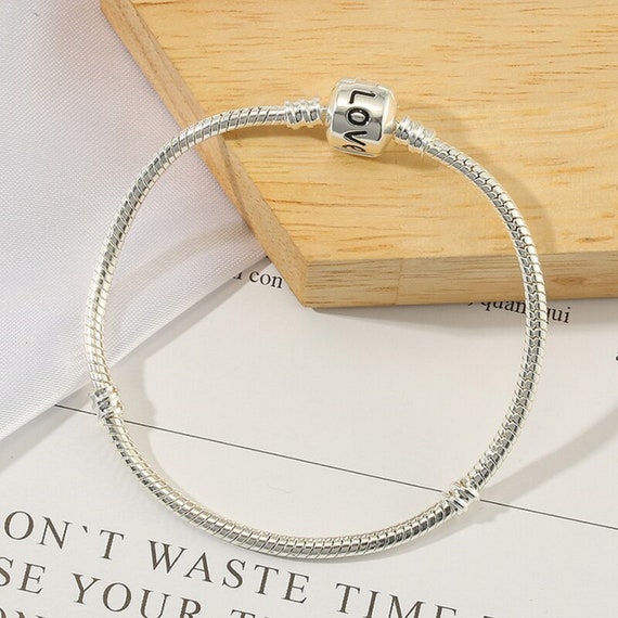 Pandora love 2024 clasp bracelet