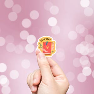 Süßer Bücherwurm Wasserdichter Aufkleber | Bookish Sticker, Cozy Vibes Sticker, Schreibwaren, Geschenkideen, E-Reader Sticker