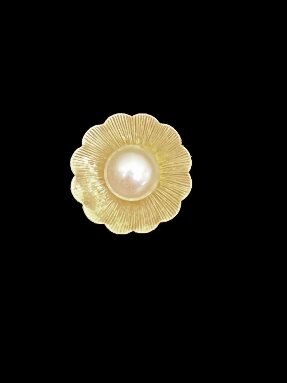 Pearl and Gold Tie Tack