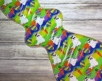 22” Heavy SweetSpot Gusher Cloth Pad | Center Core Gusher Pad | Heavy Flow Protection | Cotton Lycra Top | 3” Snapped Width | Period Pad