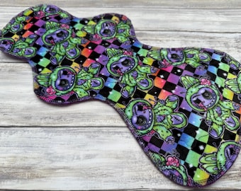 15 Inch Heavy PLUSH FLEECE Topped Medium Flare cloth pads | mama cloth | postpartum | reusable cloth pads | SpookyBu
