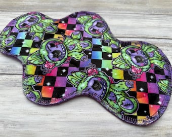 10” Inch Heavy PLUSH FLEECE Topped Medium Flare cloth pads,mama cloth, postpartum, reusable cloth pads, menstrual pad