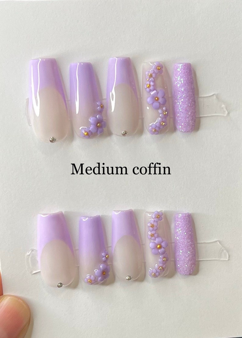 Lavender Blooms press on nails, glue on nails, flowers, nails, acrylic nails, French tip, gel nails, false nails, Canada nails, fake nails image 3