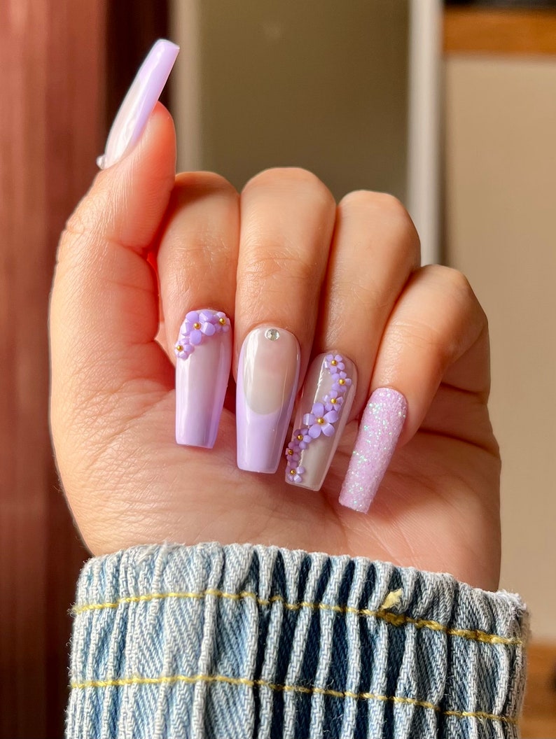 Lavender Blooms press on nails, glue on nails, flowers, nails, acrylic nails, French tip, gel nails, false nails, Canada nails, fake nails image 1