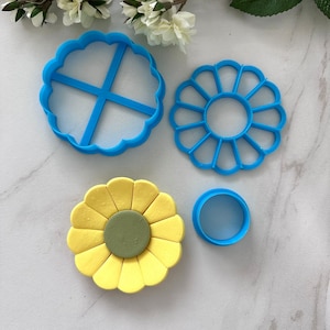 Floral Daisy Clay Cutter: Trinket Dish Mold (80mm/100mm)