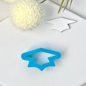 Graduation Cap Cutter: Polymer Clay & Cookie Dough (30mm/35mm)