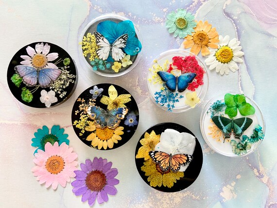 Dried Pressed Flower Butterfly Phone Grip Holder ~ Phone Stand ~ Daisies ~ Roses