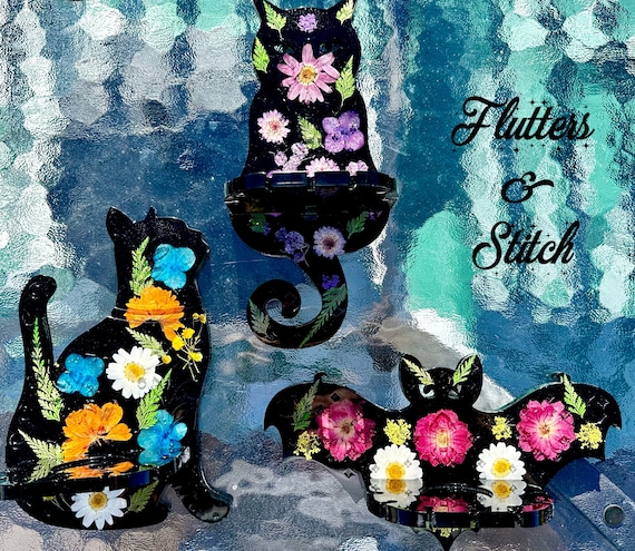 Custom Cat Shelf ~ Bat Display Shelf ~ Real Flower Shelf ~ Cottagecore Shelf ~ Witchy Candle Holder ~ Witchy Jewelry Holder