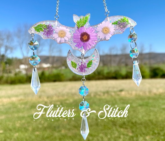 Mini Pastel Daisy Crystal Bat Suncatcher ~ Crystal Suncatcher ~ Cute Car Decor ~ Bat Sun Catcher