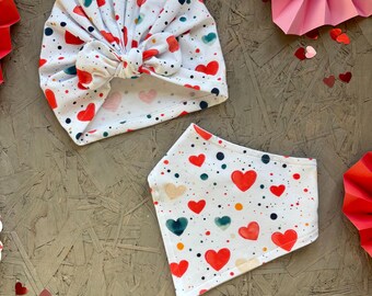 Heart print baby turban hat & dribble bib set, baby/toddler turban hat, turban topknot hat, baby bib, bandana bib, Valentines gift