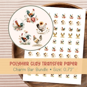 Könnte beinhalten: Ein Bogen Polymer-Ton-Transferpapier mit einem Raster aus kleinen Illustrationen von Hähnen und Hennen mit Blumen- und Sonnenblumenmotiven. Der Text lautet POLYMER CLAY TRANSFER PAPER Charm Bar Bundle • Size: 0.72".