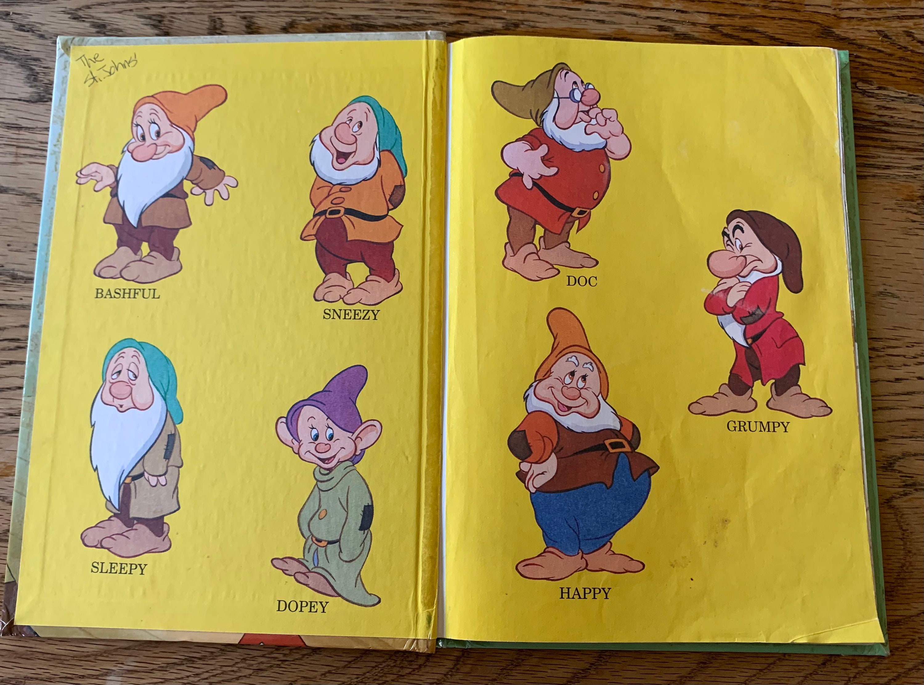 Vintage Walt Disneys Snow White and the Seven Dwarfs First - Etsy