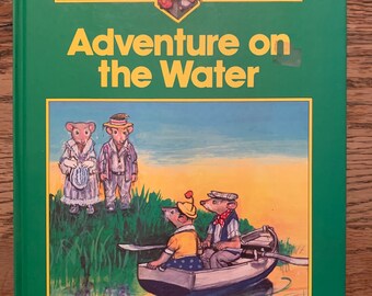 Vintage children’s book Town & Country Mouse Adventure on the Water 1986 Honey Bear books