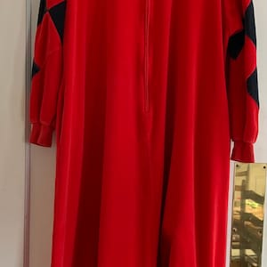 Vintage David Brown red floor length zipper bathrobe pockets Small housecoat