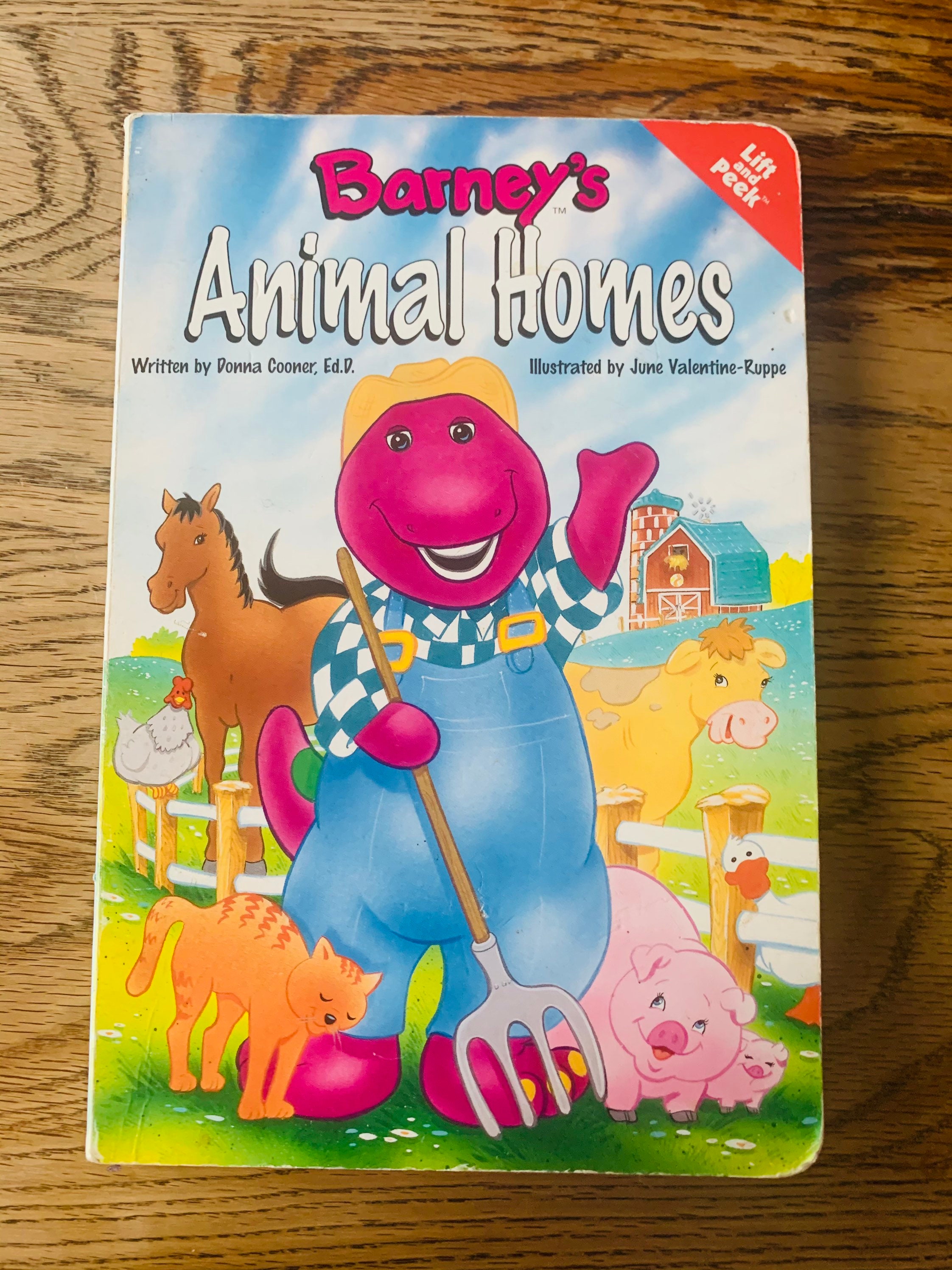 Vintage Barneys Animal Homes Lift and Peek Board Book Written by Donna  Cooner Ed.d. Illustrated by June Valentine-ruppe 1998 Lyons Group -   Denmark