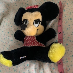Vintage Walt Disney Minnie Mouse Plush 9” Shredded Clippings Nutshells image 7