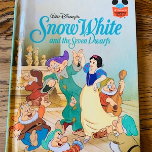 Vintage Walt Disney’s Snow White and the Seven Dwarfs First American Edition 1994 Grolier Book Club Disney’s Wonderful World of Reading
