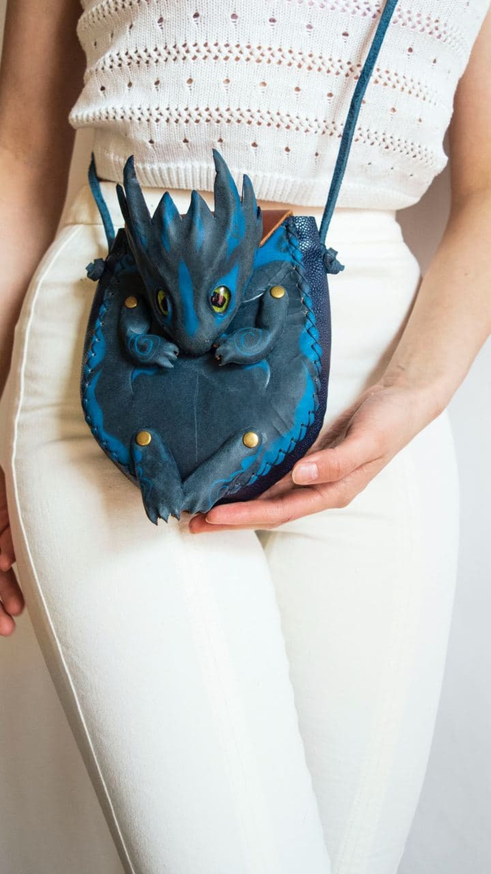 weekend bag vegan dragons den