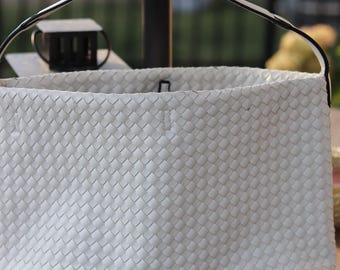 White tote 18x12