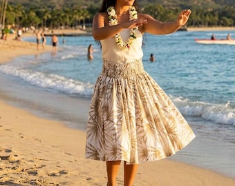 Paʻu Hula Skirt Palm Leaf Handmade in Hawaii | Traditional Hula Skirt 100% Cotton - Dance & Hula Sister Group Gifts