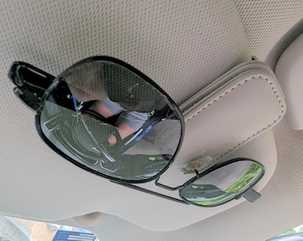 Autozonnebrilhouder, veganistisch leer, zonneklepclip voor zonnebril, zonnebrilclip, autozonnebrilclip, magnetische clip, ruimtebesparend