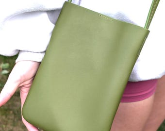 Large Size Mobile Phone Bag, Multi Colours, Vegan leather, Large Cell Phone Pouch, Secure Magnetic Fastening, Shoulder Bag, Crossbody Bag